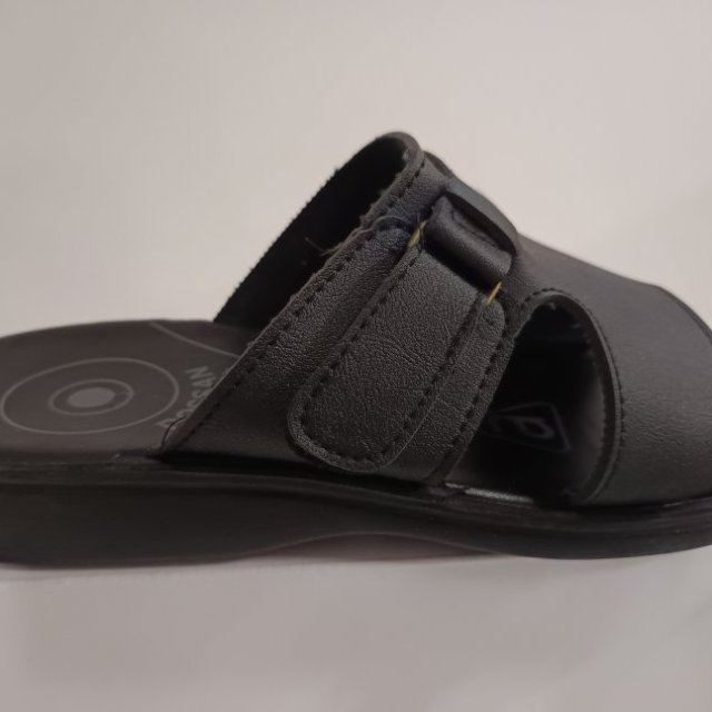 Stock sandalias hombre